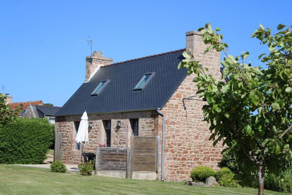 La Petite Maison Trégastel Exterior photo